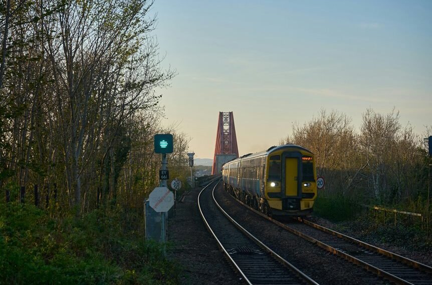 industry signal continuity analysis